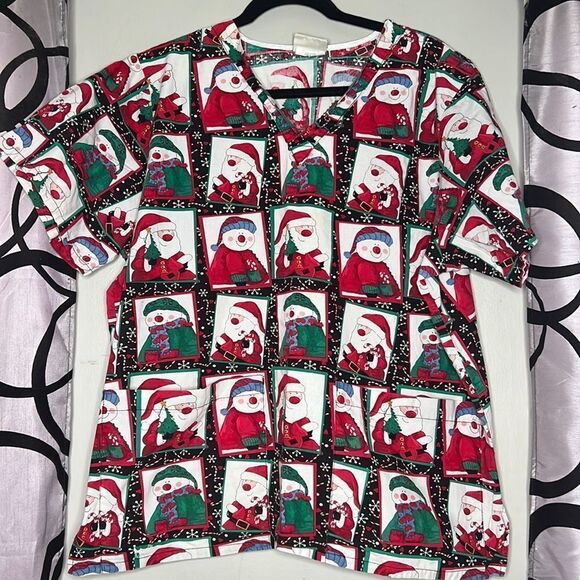 Tafford Christmas Scrub Top Santa Snowmen Short Sleeve Vneck Pockets Large - Picture 1 of 11